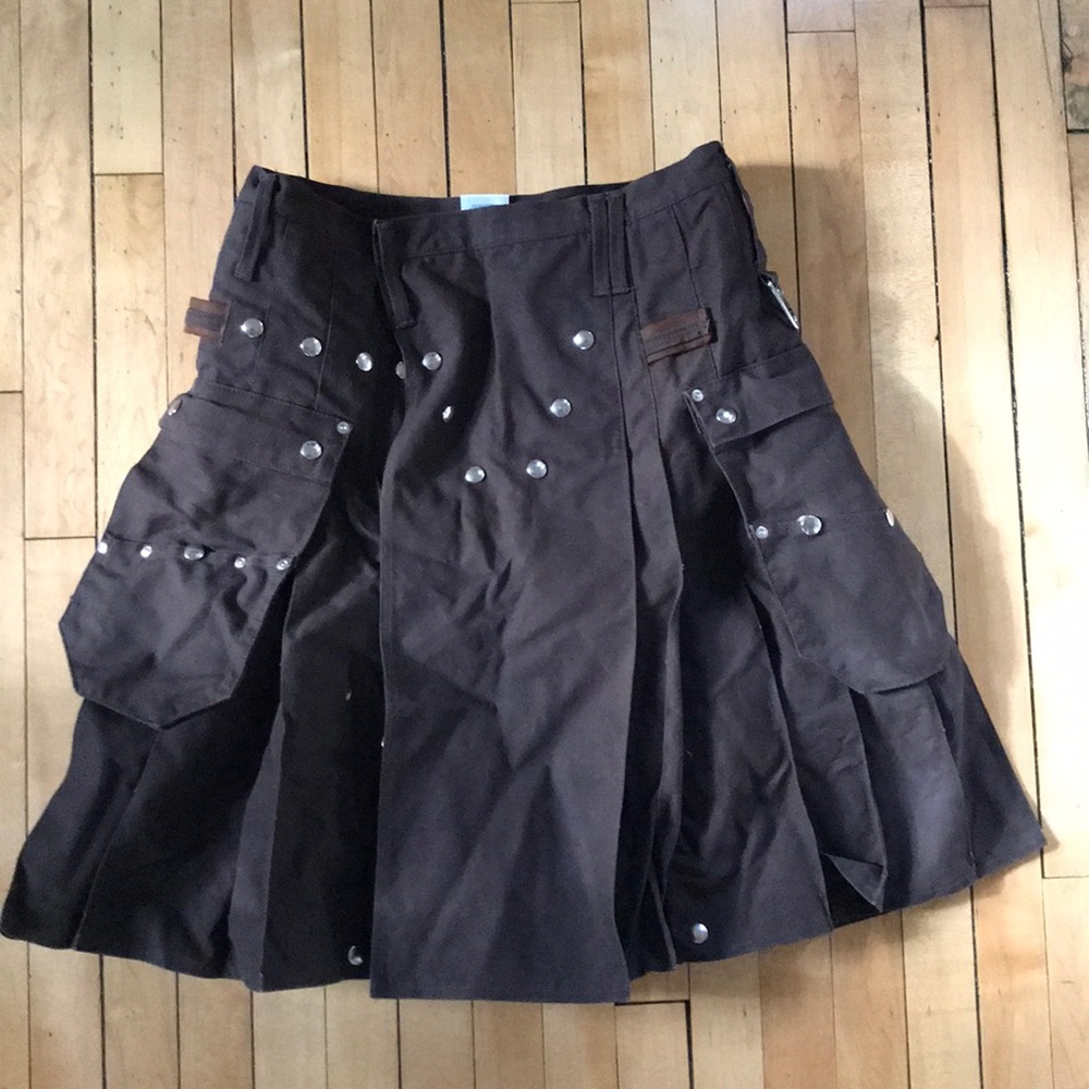 Brown Men’s Utility Kilt